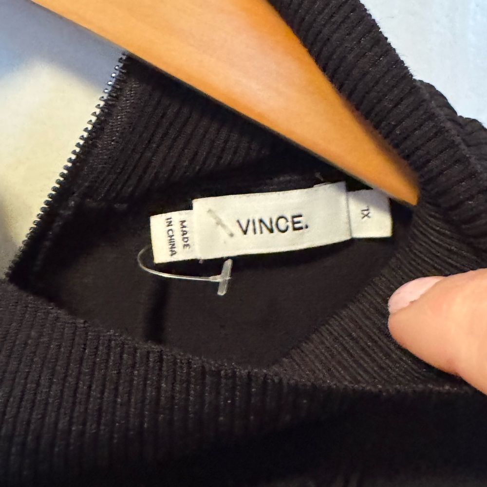Vince Black Sleeveless Mock Neck top - Picture 7 of 8